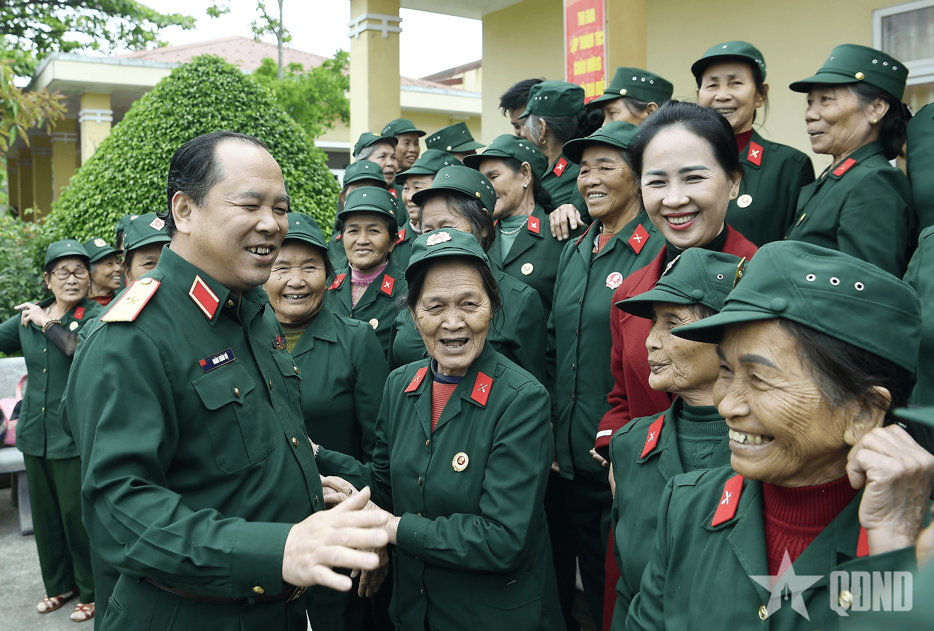 Nặng nghĩa tri ân trên quê hương cách mạng