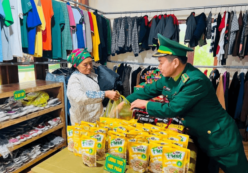 “Những tấm lòng cao cả”