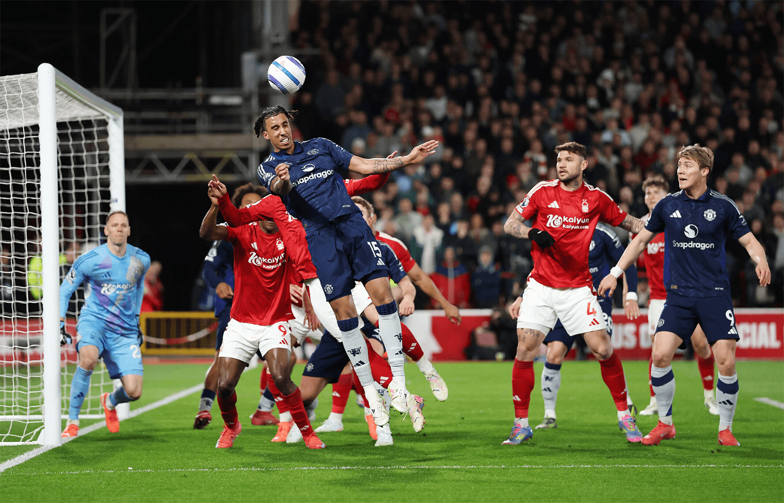 Tin thể thao (2-4): MU gục ngã, Arsenal thắng nhọc