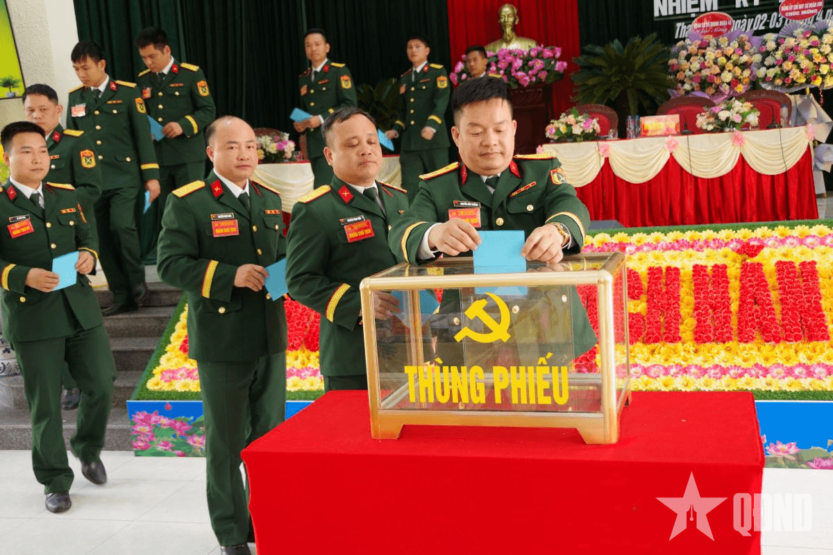 Quyết tâm đột phá, nâng cao trình độ, khả năng sẵn sàng chiến đấu