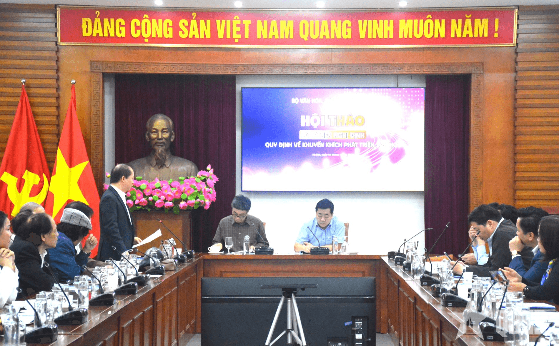 Góp ý Nghị định quy định về khuyến khích phát triển văn học