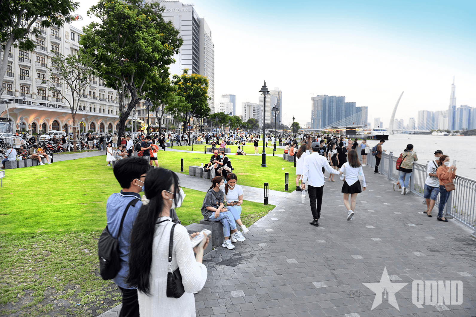 TP Hồ Chí Minh hạn chế giao thông tại nhiều tuyến đường để lắp đặt, vận hành trận địa pháo dịp lễ 30-4
