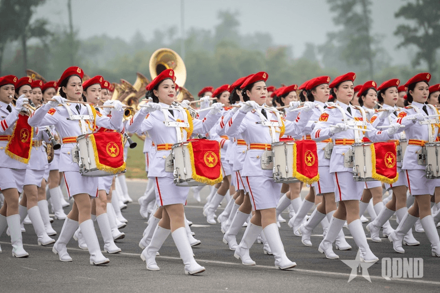 Thành tích công tác đột xuất là gì, khen thưởng đột xuất được thực hiện như thế nào?