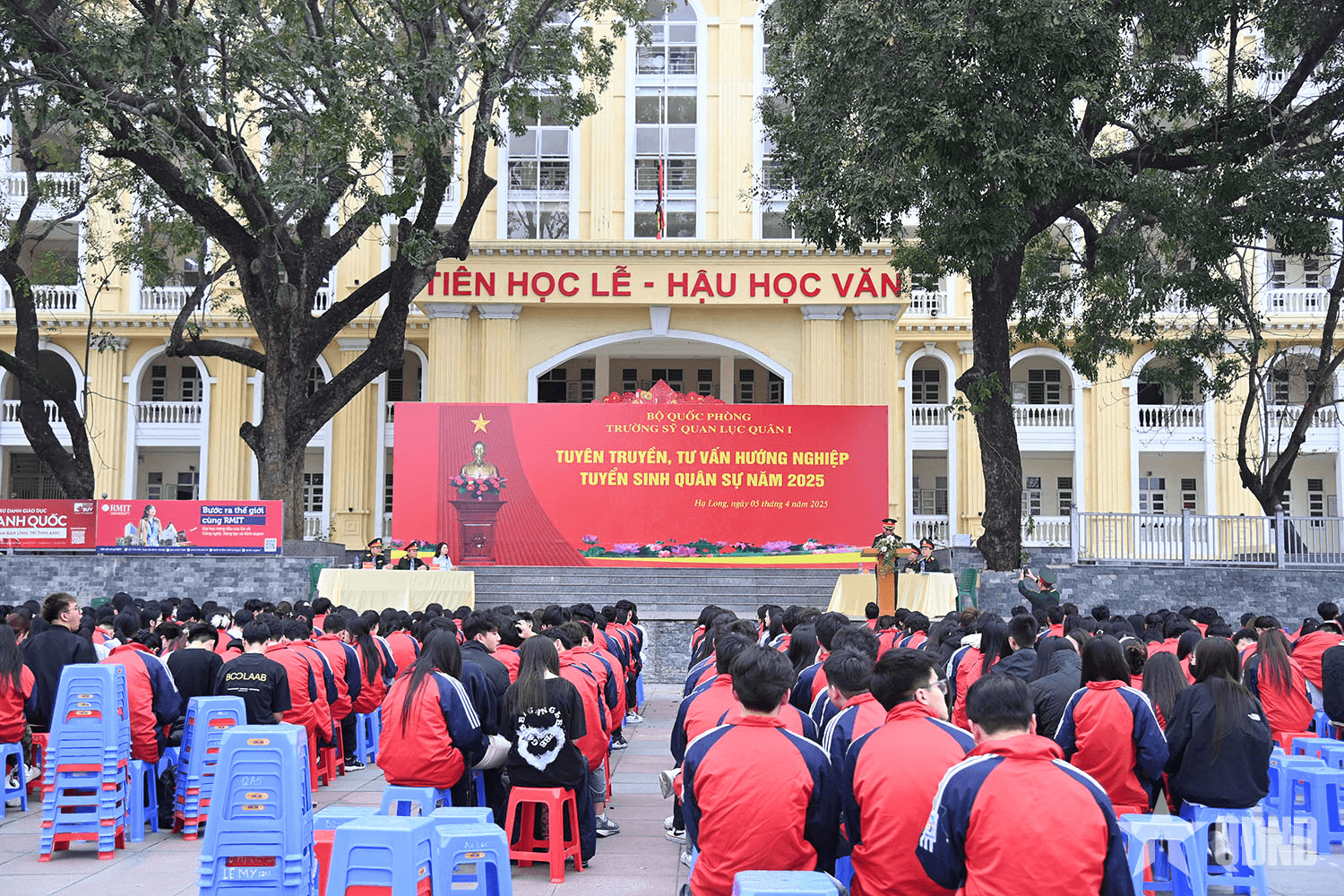 Bộ CHQS tỉnh Quảng Ninh phối hợp tuyên truyền tuyển sinh quân sự năm 2025