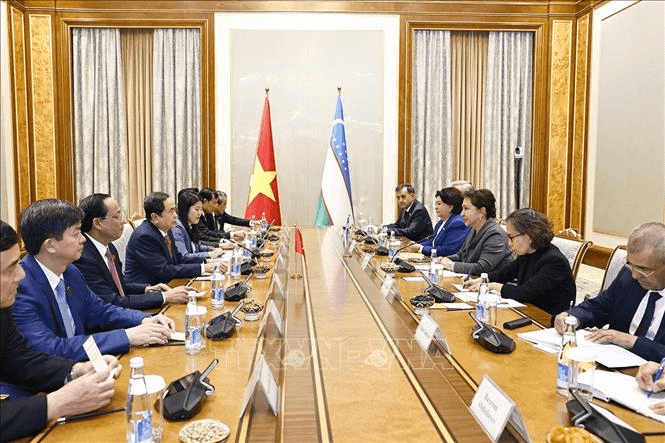 Chủ tịch Quốc hội Trần Thanh Mẫn hội đàm với Chủ tịch Thượng viện Uzbekistan Tanzila Narbaeva