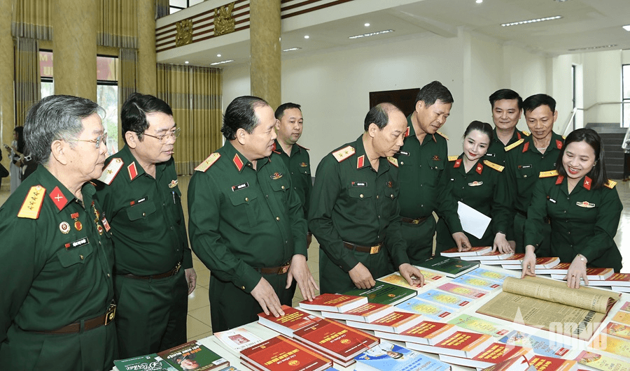 Nghiên cứu, vận dụng những bài học quý trong giai đoạn mới