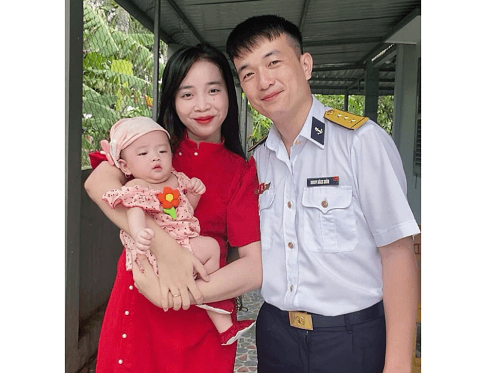Như con sóng vỗ về bờ cát quê hương