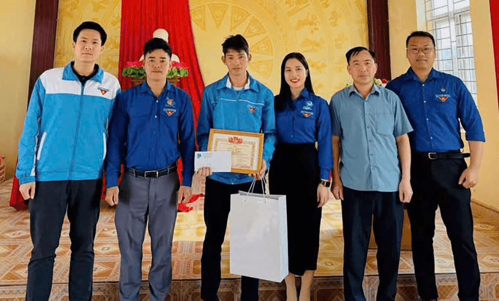 Dũng cảm cứu người trong đám cháy