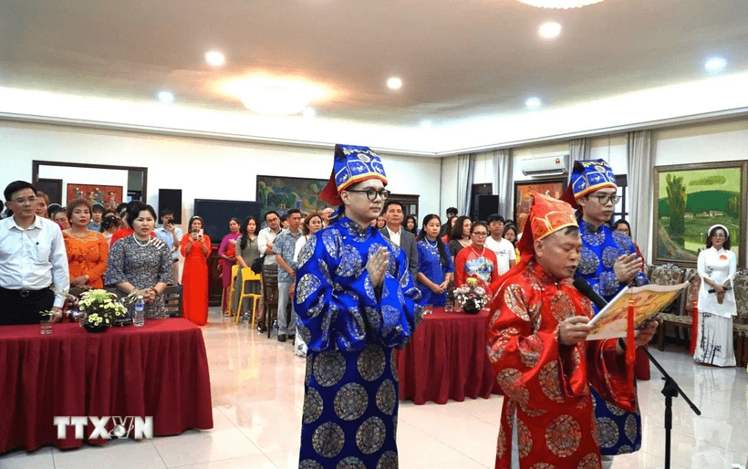 Người Việt tại Malaysia tưởng nhớ công ơn các Vua Hùng