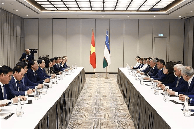 Chủ tịch Quốc hội Trần Thanh Mẫn tiếp Chủ tịch Ủy ban về quan hệ liên dân tộc và kiều bào ở nước ngoài của Uzbekistan