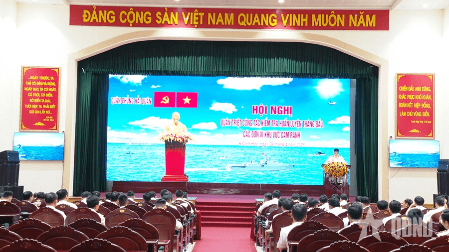 Quân chủng Hải quân kiểm tra công tác huấn luyện tháng đầu năm 2025 tại Bộ tư lệnh Vùng 4