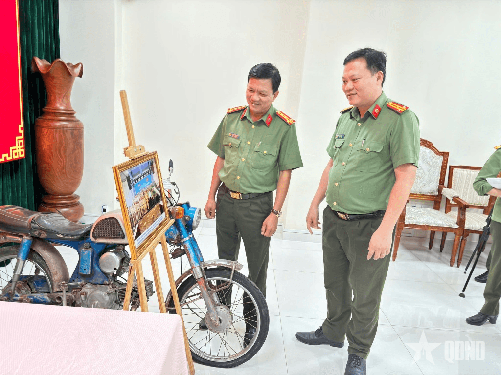 Bảo tàng Công an nhân dân tiếp nhận nhiều hiện vật giá trị