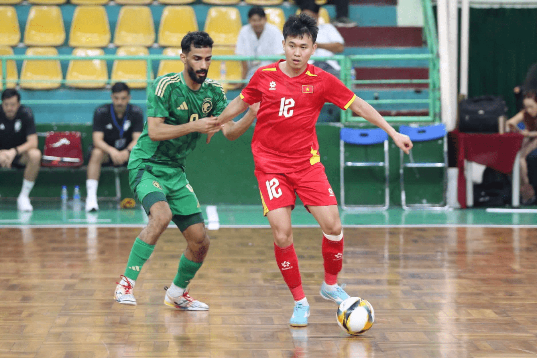 Tuyển futsal Việt Nam tiếp tục đánh bại Saudi Arabia