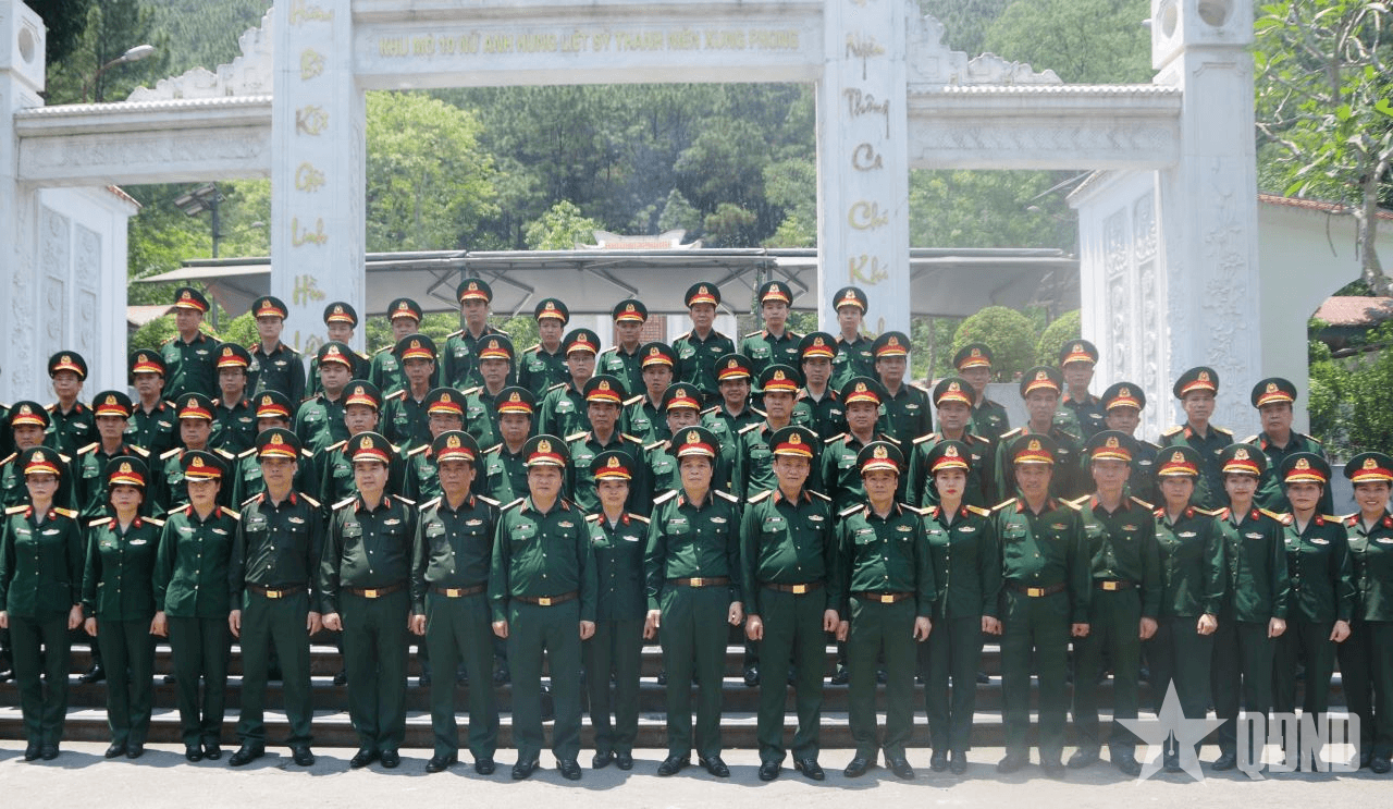 Học viện Chính trị hành quân về nguồn tại Khu di tích lịch sử quốc gia đặc biệt Ngã ba Đồng Lộc