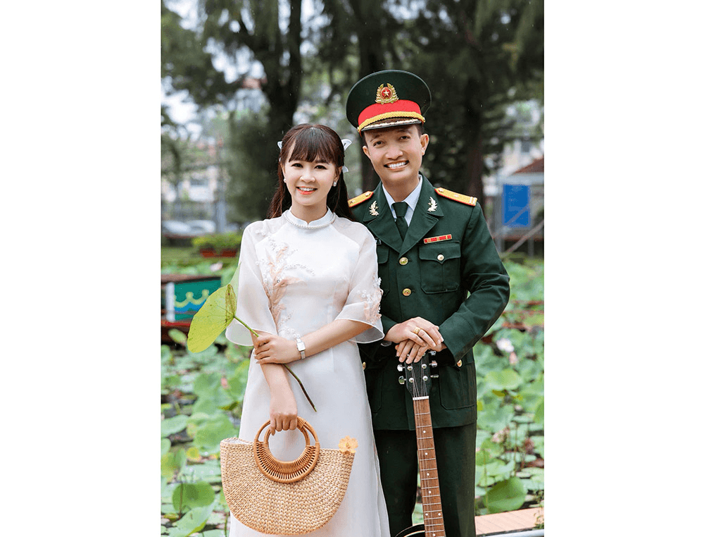 Thương em, hậu phương của anh!