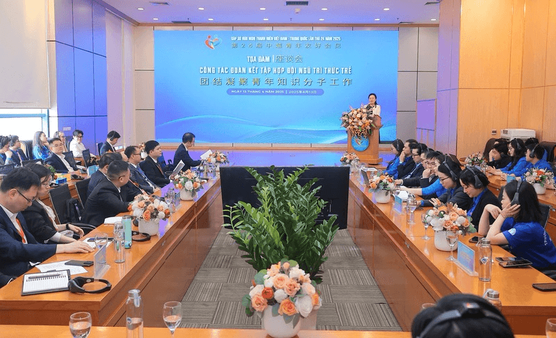 Phát huy vai trò của trí thức trẻ trong xây dựng đất nước