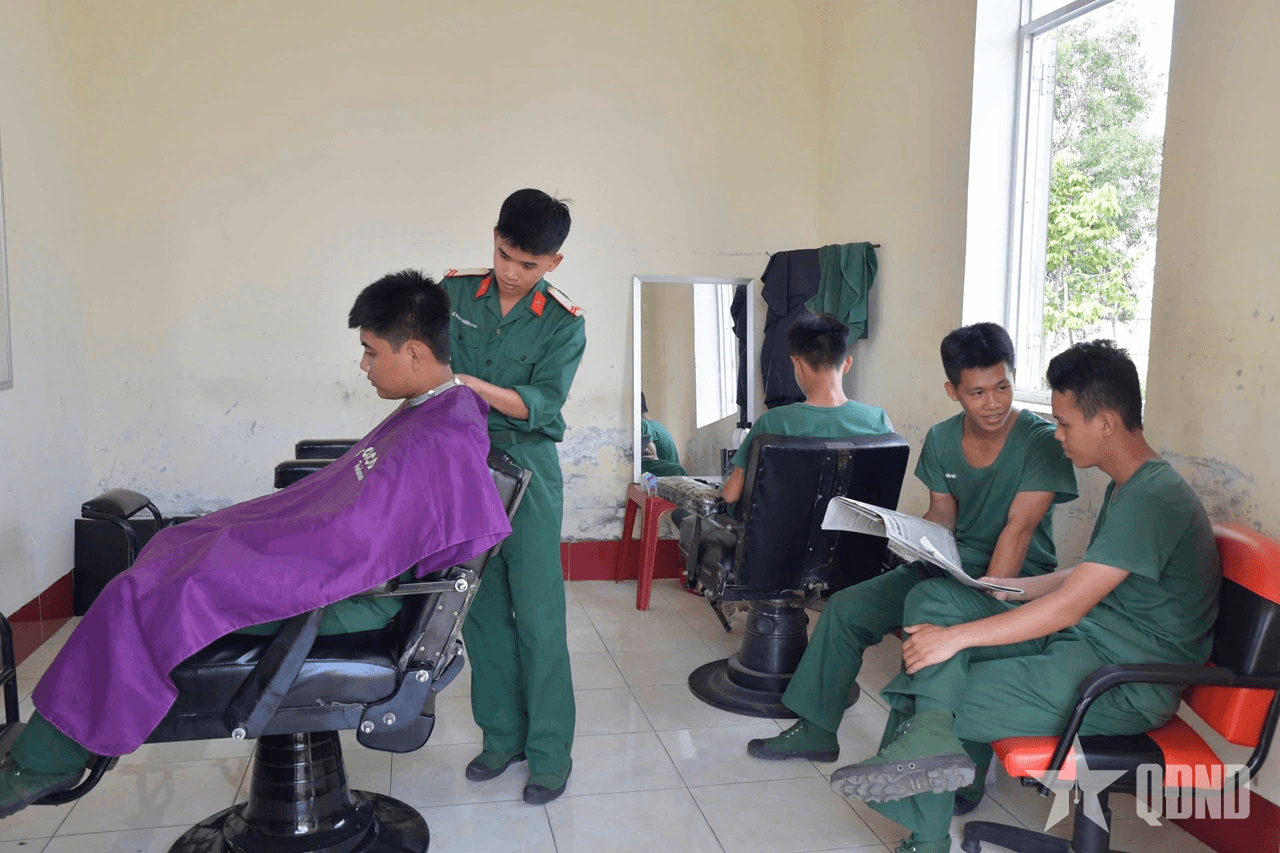 An Giang: Hiệu quả của “Tiệm” cắt tóc của bộ đội “Năm mười hai”