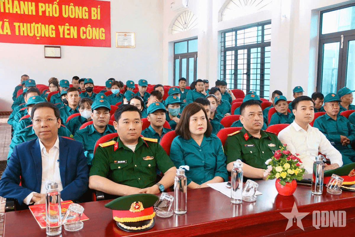 Ban CHQS TP Uông Bí (Quảng Ninh): Khai mạc huấn luyện Cụm dân quân tự vệ số 5