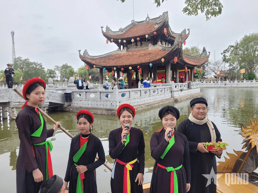 Trải nghiệm không gian văn hóa tại Đền Đô