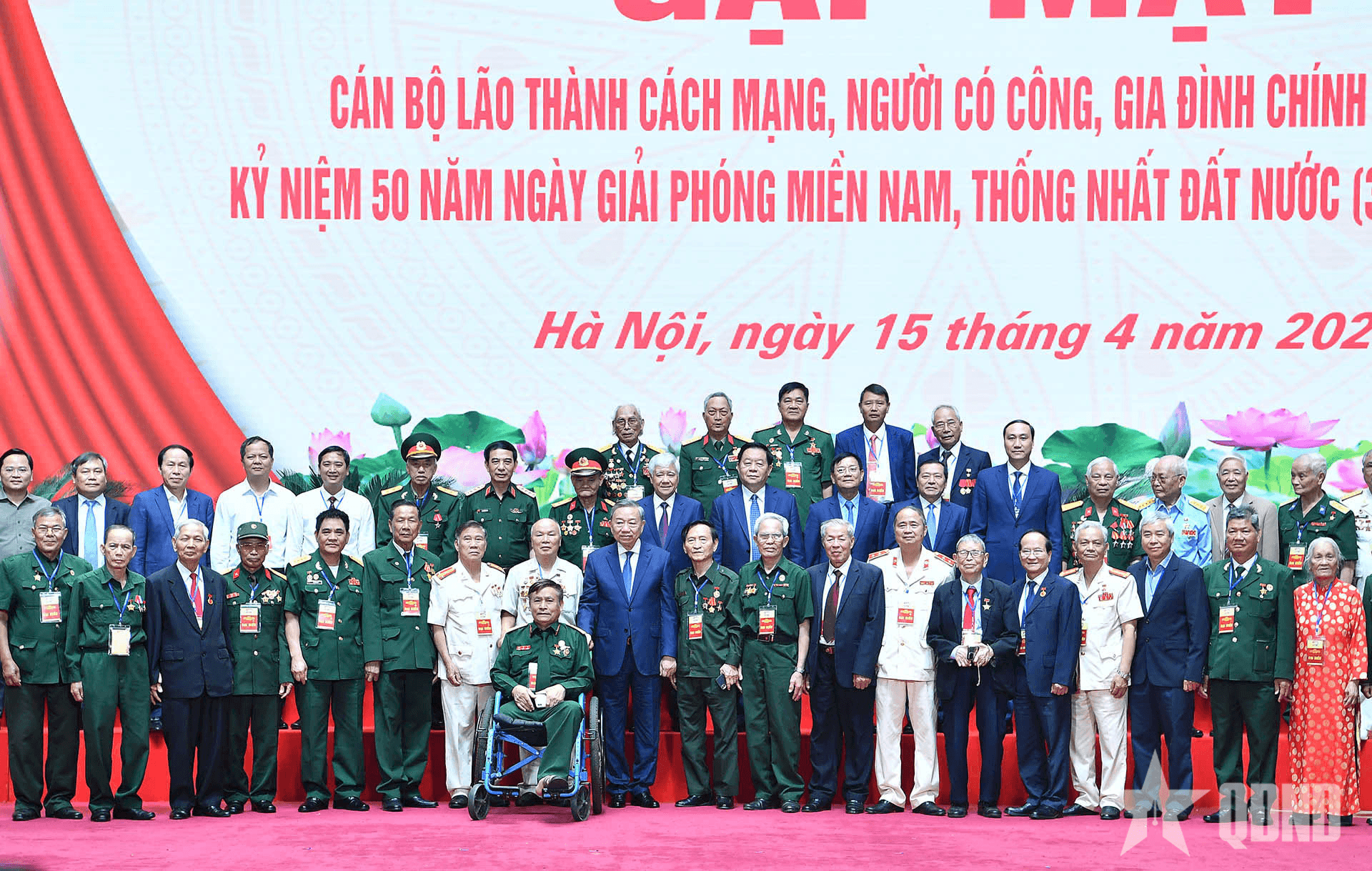 Tổng Bí thư Tô Lâm gặp mặt cán bộ lão thành cách mạng, người có công, gia đình chính sách tiêu biểu khu vực miền Bắc
