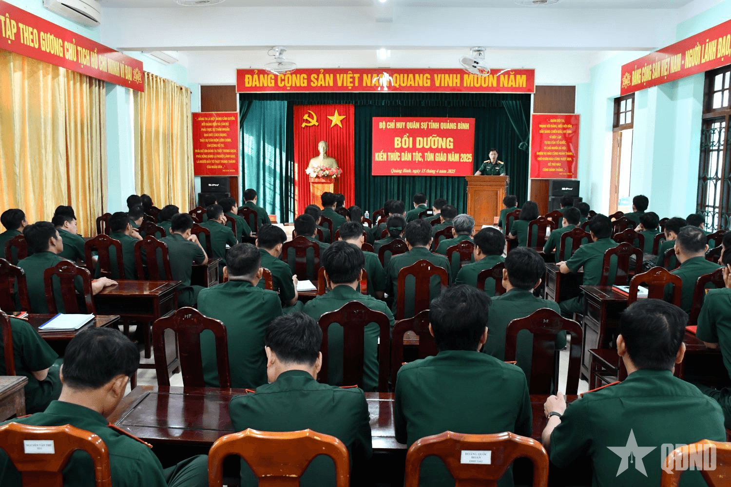 Bộ CHQS tỉnh Quảng Bình mở lớp bồi dưỡng kiến thức dân tộc, tôn giáo
