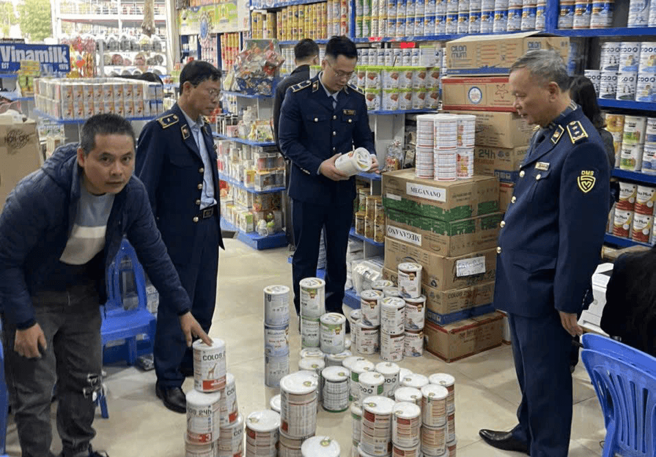 ​​Tăng cường giám sát, kiểm tra các sản phẩm sữa, thuốc, thực phẩm bảo vệ sức khỏe