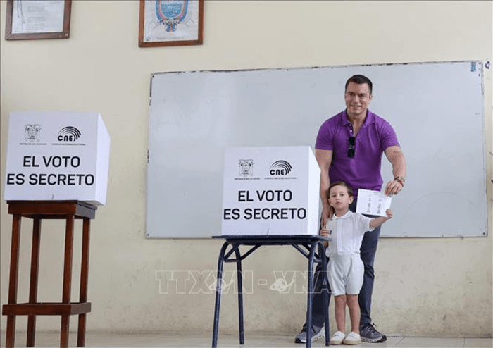 Ecuador báo động cao về âm mưu ám sát Tổng thống