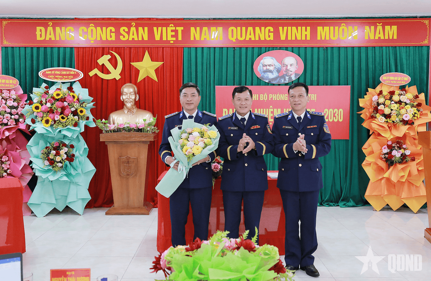 Tích cực, chủ động tham mưu xây dựng Bộ tư lệnh Vùng Cảnh sát biển 4 vững mạnh về chính trị
