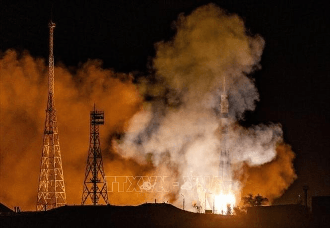 Tàu vũ trụ Soyuz của Nga từ ISS trở về Trái đất an toàn