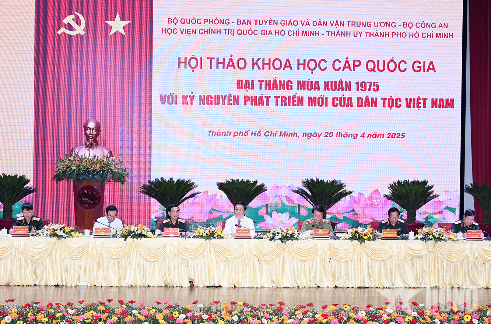 Khai mạc Hội thảo khoa học cấp quốc gia “Đại thắng mùa Xuân 1975 với kỷ nguyên phát triển mới của dân tộc Việt Nam”