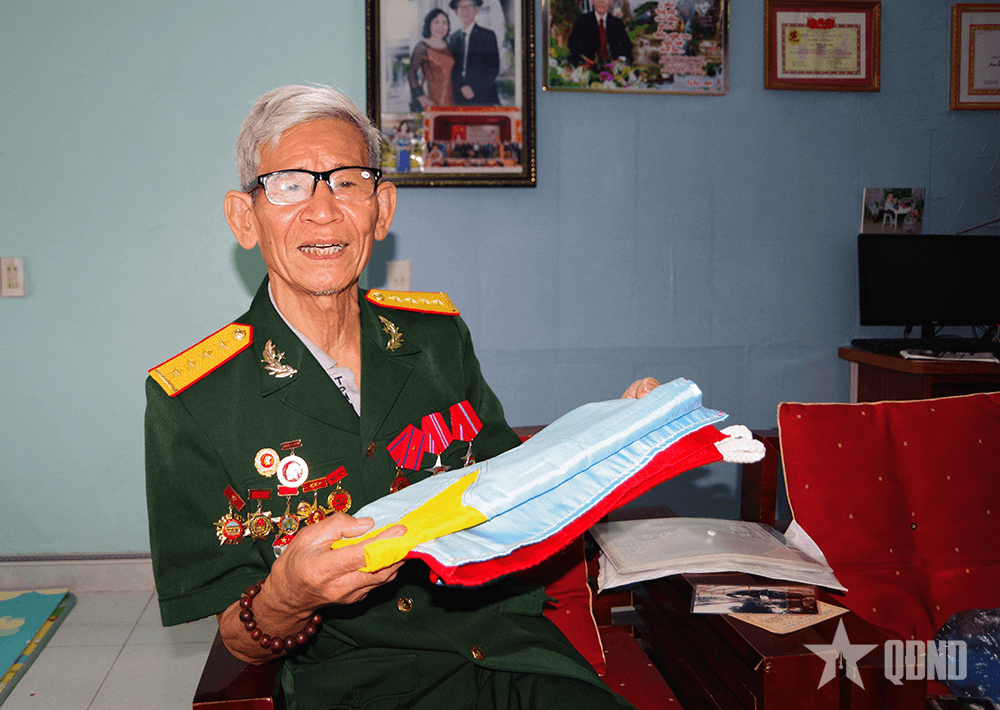 Hồi ức của người cắm cờ giải phóng tại Trại Davis mùa Xuân năm 1975