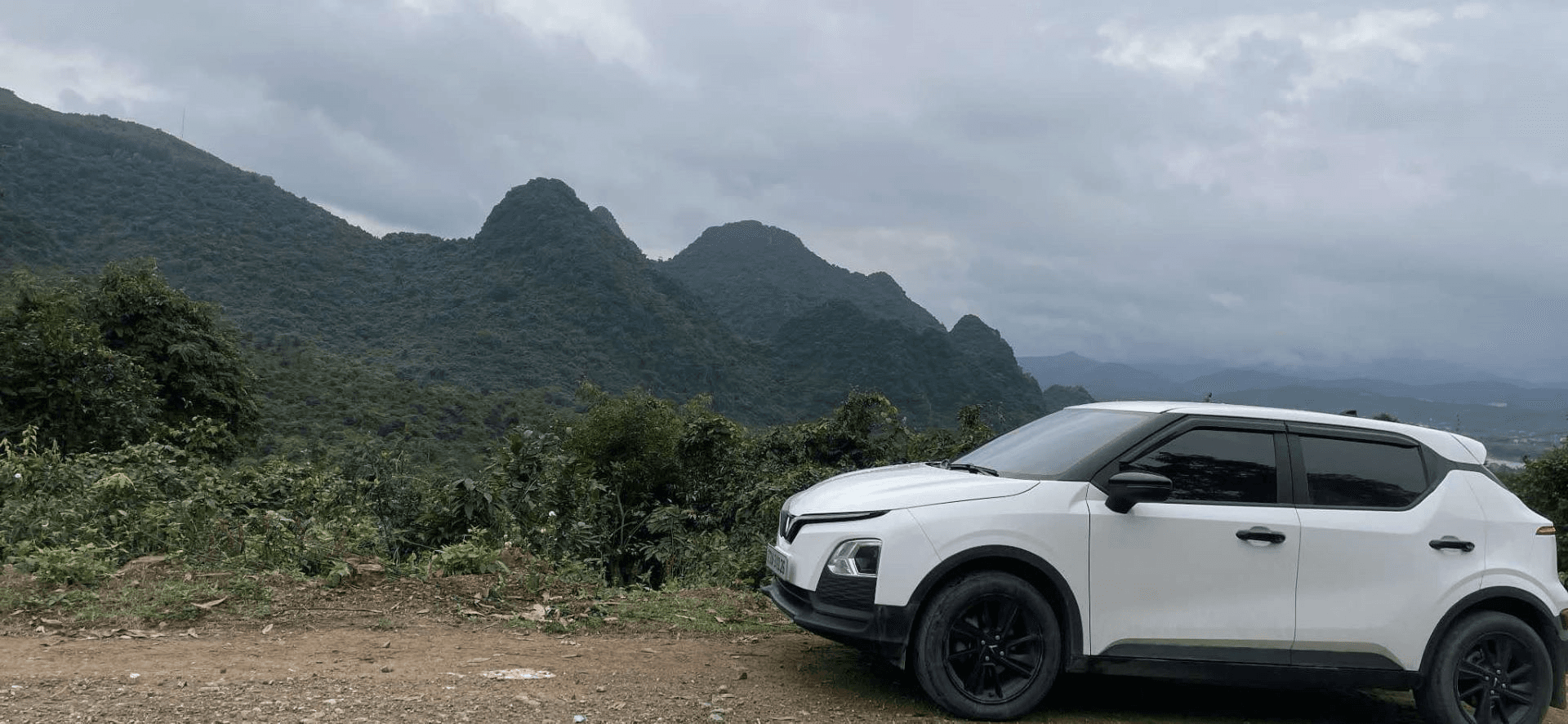 Chạy hơn 5.000 km/tháng, chủ xe VinFast VF 5 chia sẻ: “Chi phí rẻ, nhiều tính năng an toàn, vượt đèo dốc dễ dàng”