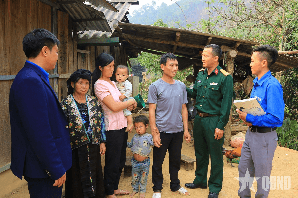 Quân, dân bảo vệ môi trường nơi biên cương Sốp Cộp