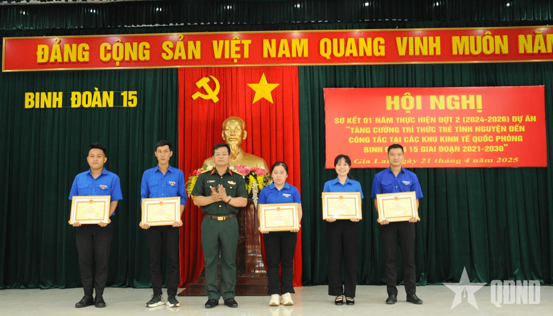 Phát huy vai trò của trí thức trẻ tình nguyện tại các khu kinh tế - quốc phòng Binh đoàn 15