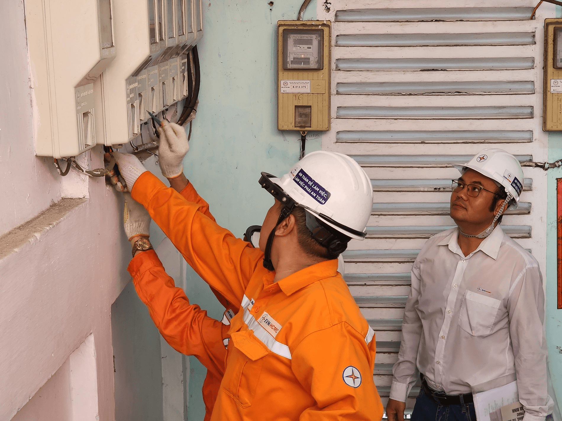 TP Hồ Chí Minh nắng nóng 35-37 độ C, nhu cầu tiêu thụ điện liên tục leo thang