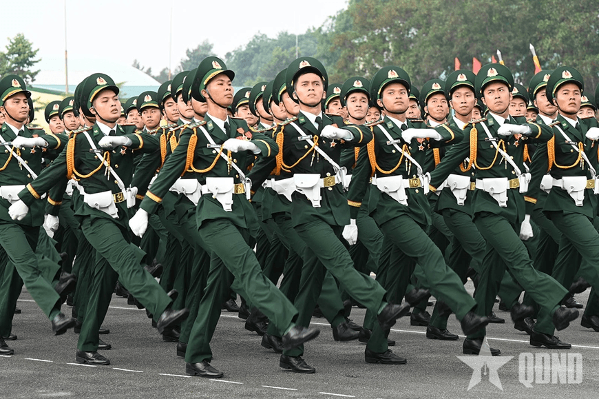 Nhận thức đúng về diễu binh, diễu hành