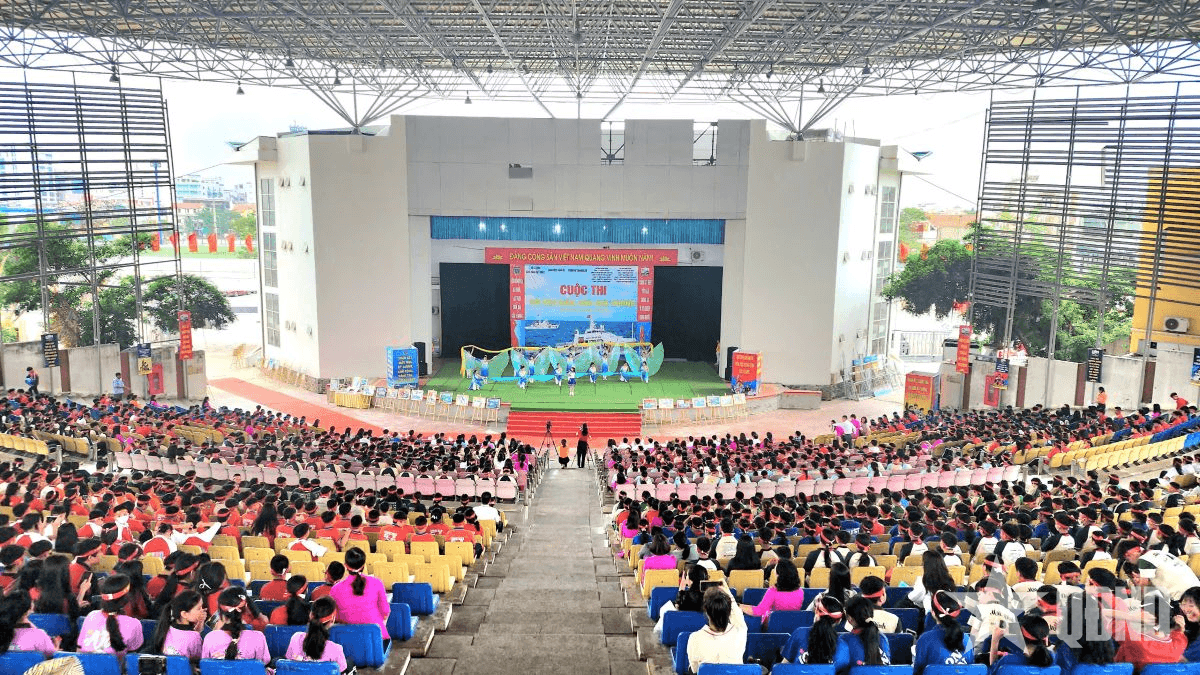 Lan tỏa tình yêu biển, đảo, tình người trên đất Mỏ