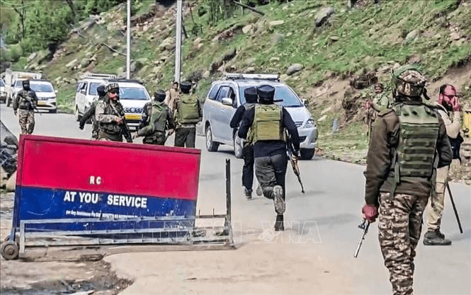 Ấn Độ: Số du khách thiệt mạng trong vụ tấn công tại Kashmir có thể tăng lên hơn 20 người