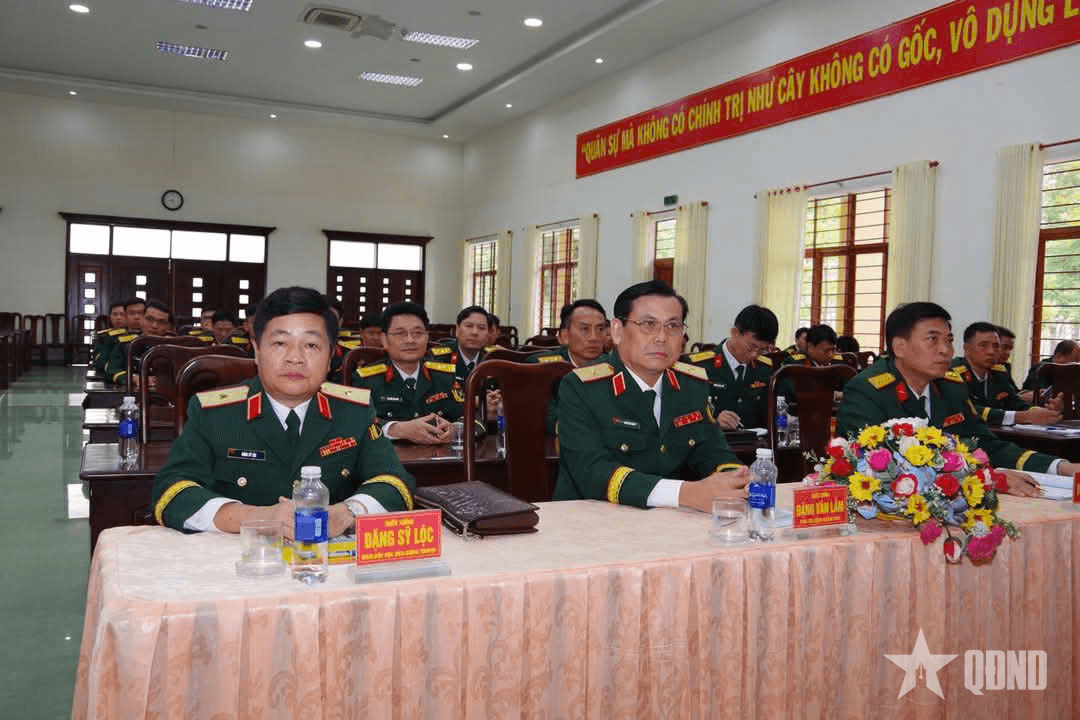 Khai giảng đào tạo cao cấp lý luận chính trị tại Trường Quân sự Quân khu 7