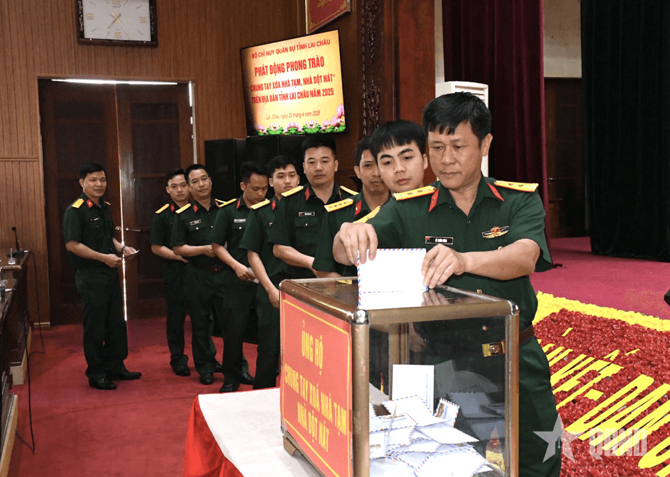 Bộ CHQS tỉnh Lai Châu phát động phong trào “Chung tay xóa nhà tạm, nhà dột nát"