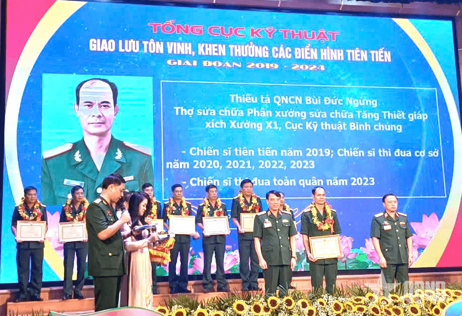 Lính thợ Bùi Đức Ngừng không ngừng sáng tạo