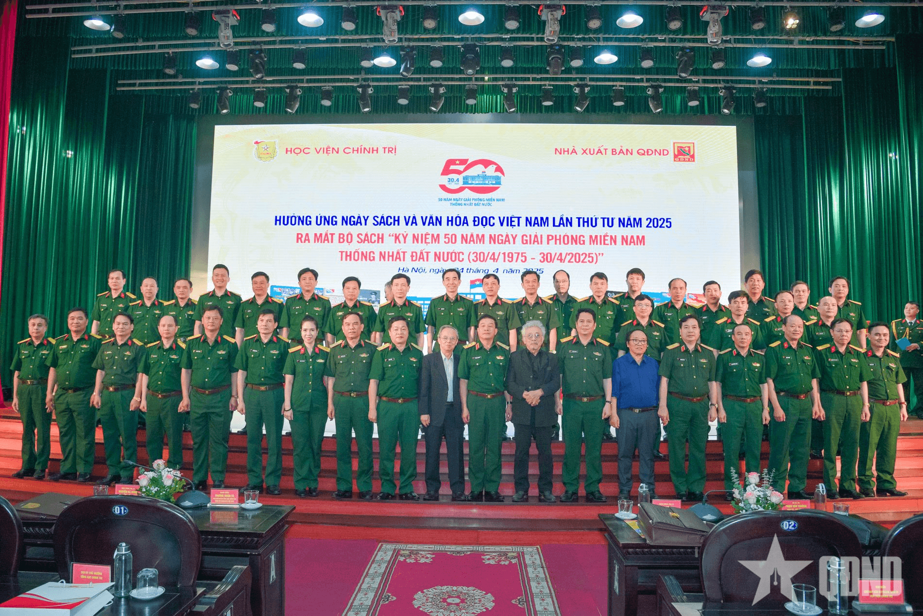 Ra mắt bộ sách kỷ niệm 50 năm Ngày giải phóng miền Nam, thống nhất đất nước