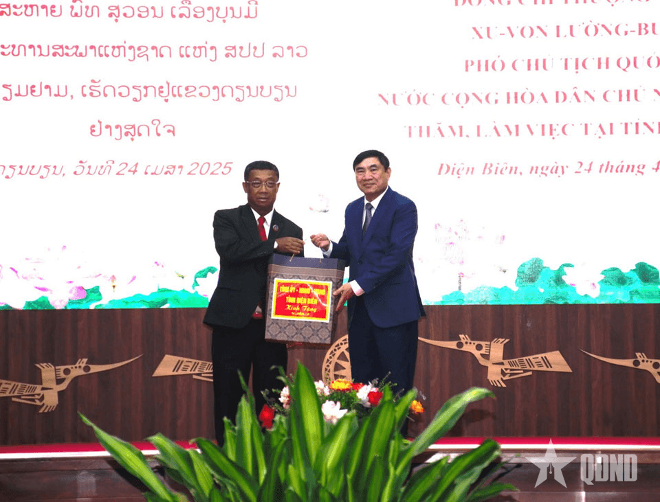 Phó chủ tịch Quốc hội CHDCND Lào, thăm và làm việc tại tỉnh Điện Biên