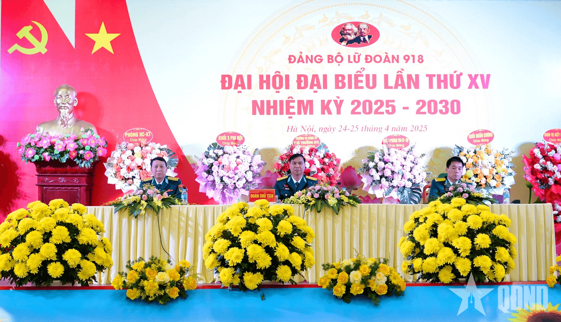 Đảng bộ Lữ đoàn 918 lãnh đạo thực hiện tốt khâu đột phá về công tác huấn luyện bay, bảo đảm an toàn bay