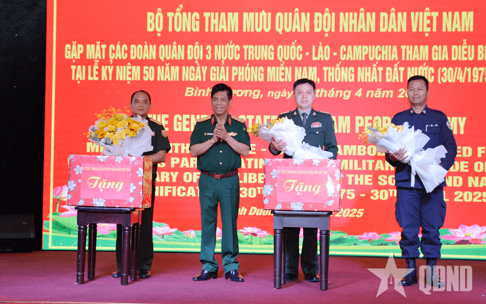 Bộ Tổng Tham mưu gặp mặt đoàn quân đội các nước tham gia diễu binh, diễu hành