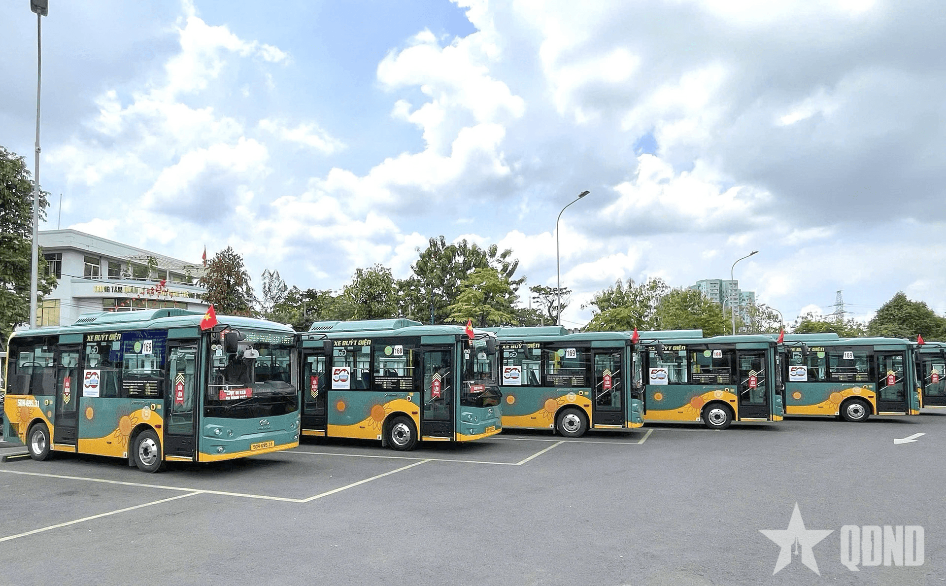 TP Hồ Chí Minh: Xe buýt Phương Trang phục vụ miễn phí dịp lễ 30-4, 1-5