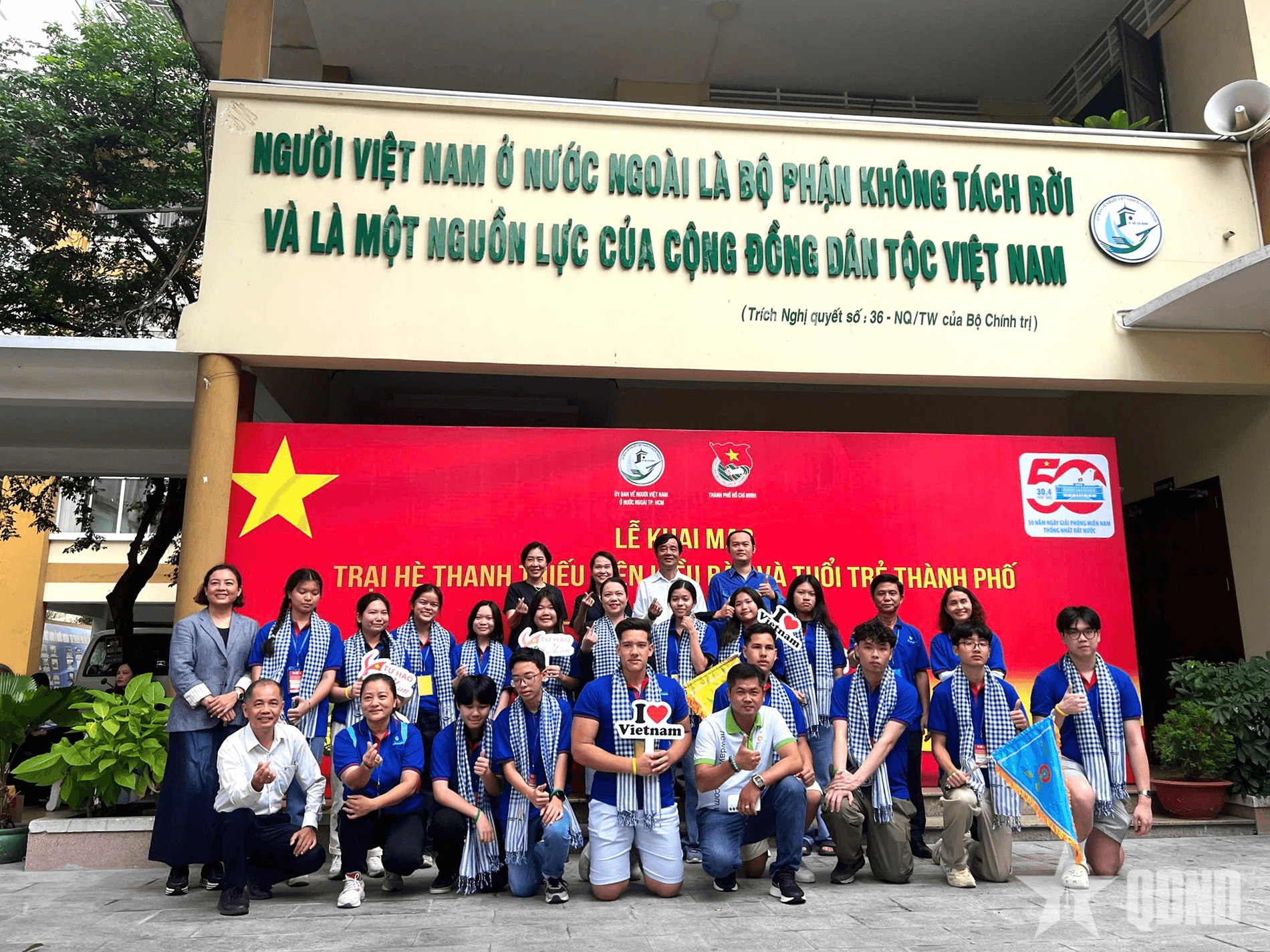Tuổi trẻ người Việt Nam ở nước ngoài hướng về nguồn cội