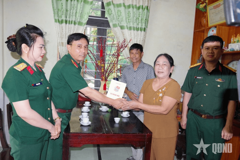Sư đoàn 968 (Quân khu 4) tổ chức nhiều hoạt động tri ân có ý nghĩa