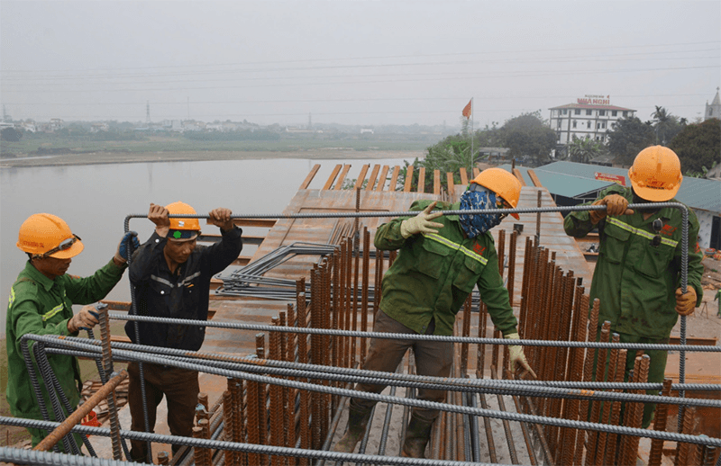 Chạy đua với thời gian xây dựng cầu Phong Châu mới