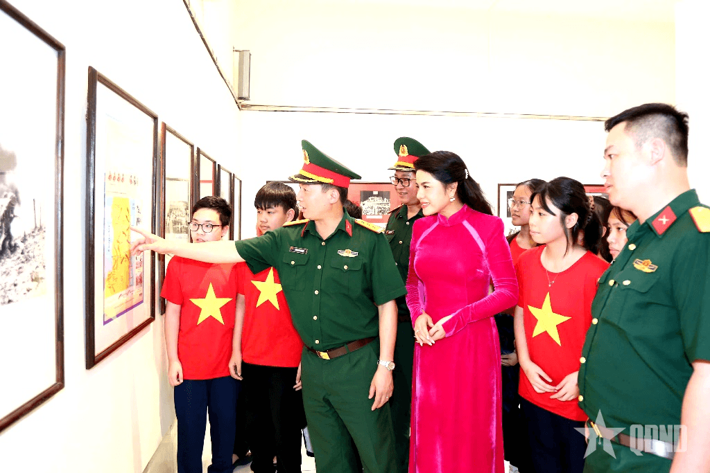 Hải Phòng tổ chức triển lãm ảnh “Đất nước trọn niềm vui”